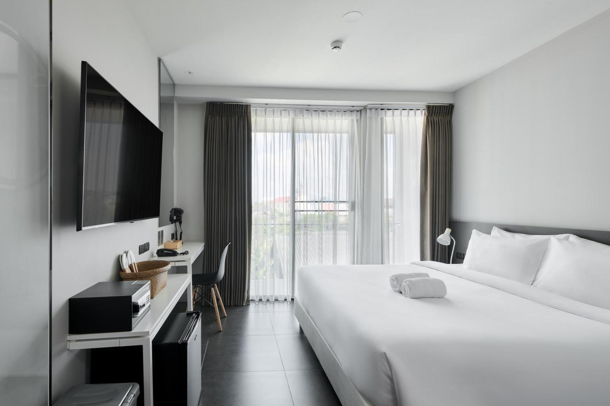 Por Arak Hotel Chiang Mai Exterior photo